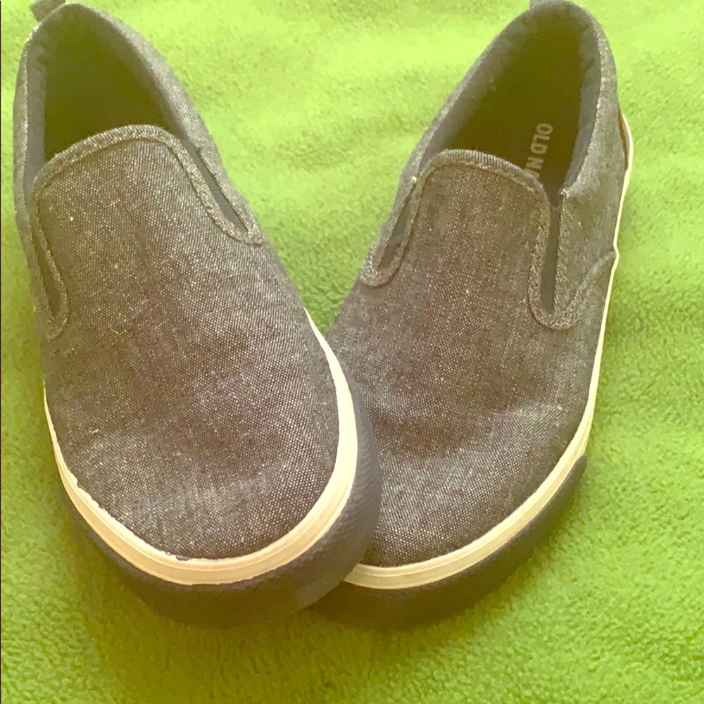 Comfy boys shoes